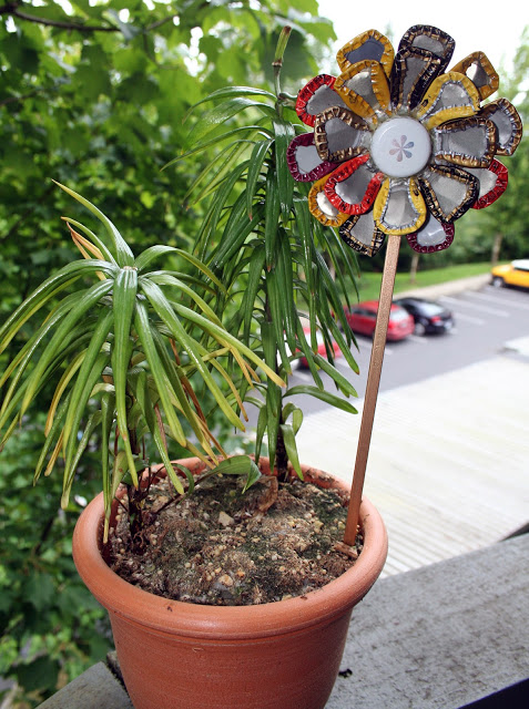 Bottle Cap Flower