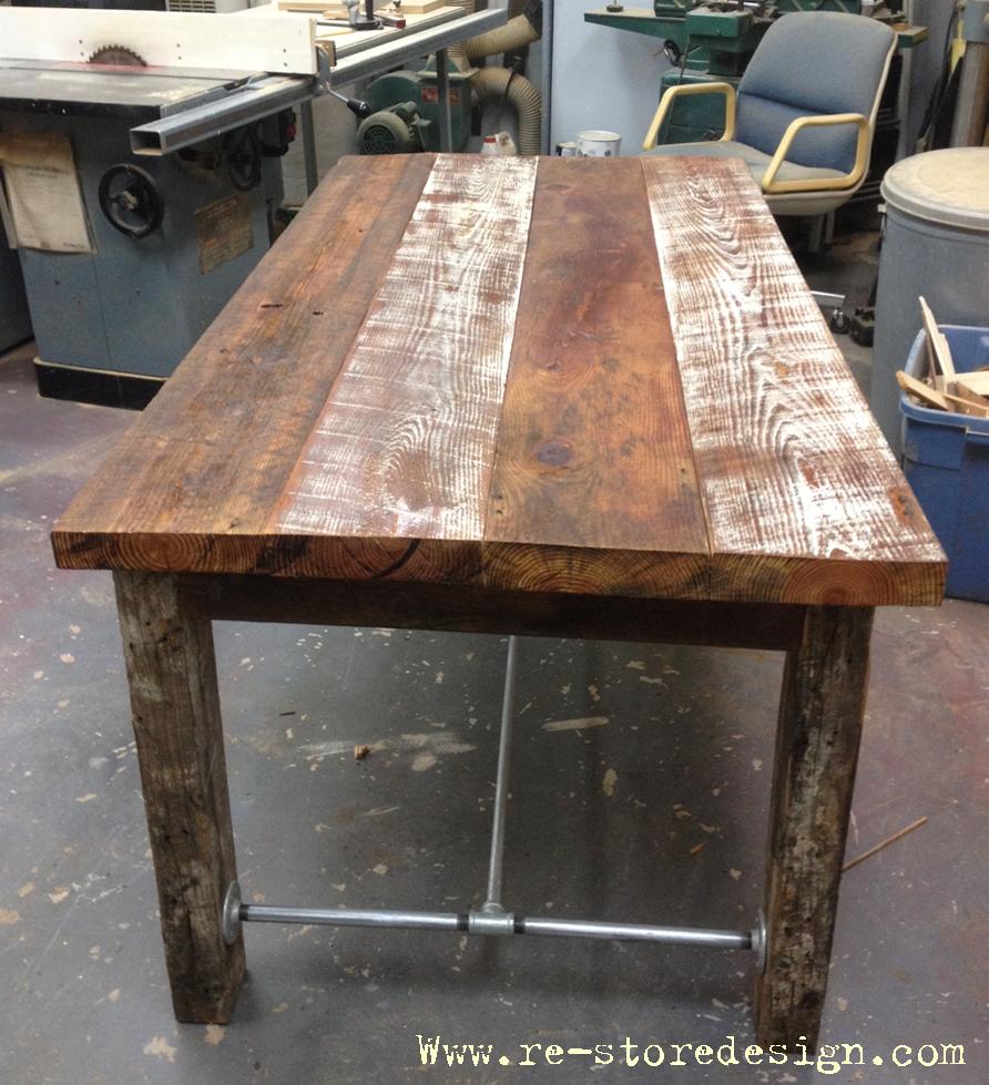 20 Easy DIY Reclaimed Wood Projects For Your Home