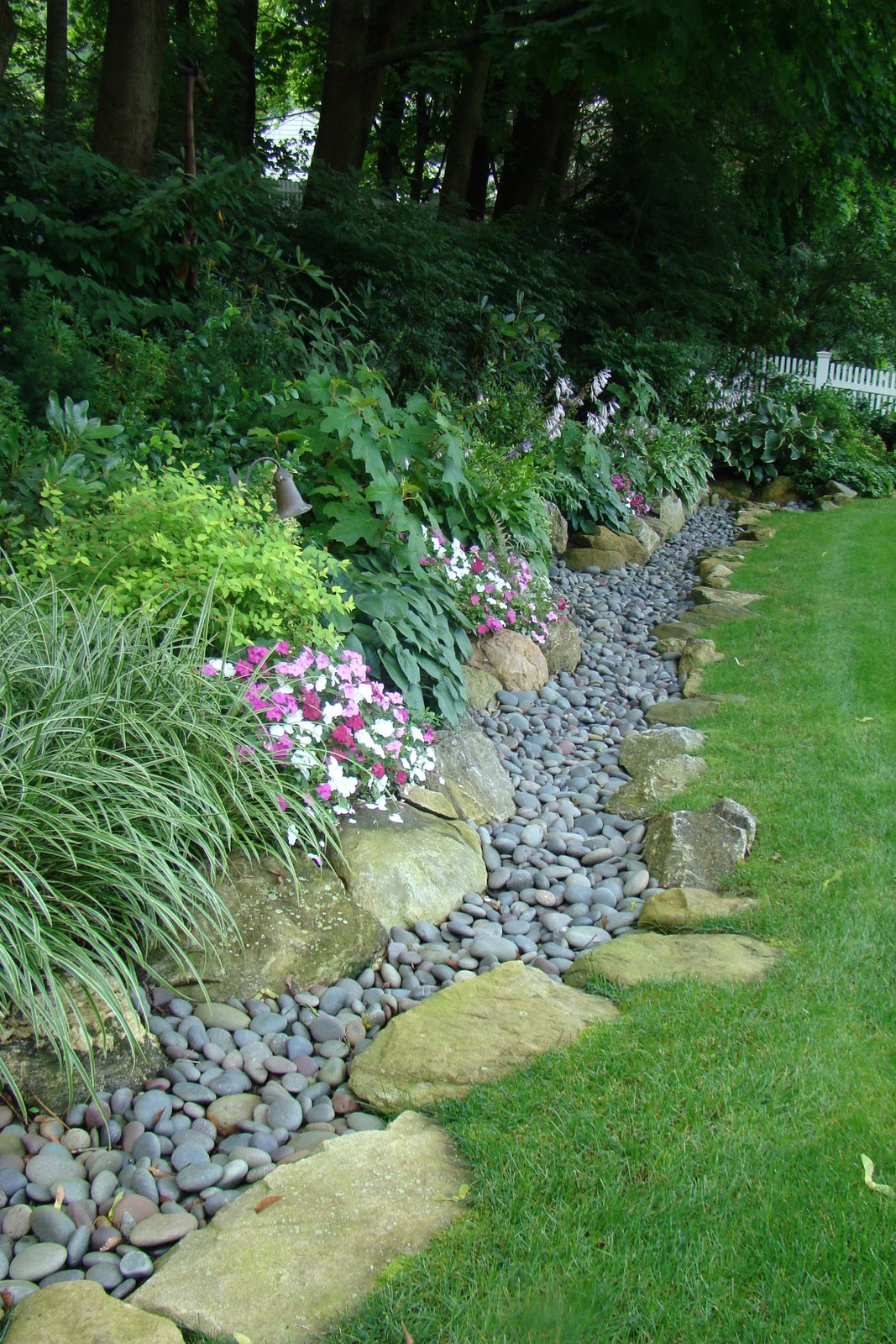 Rocks Used as Garden Edging