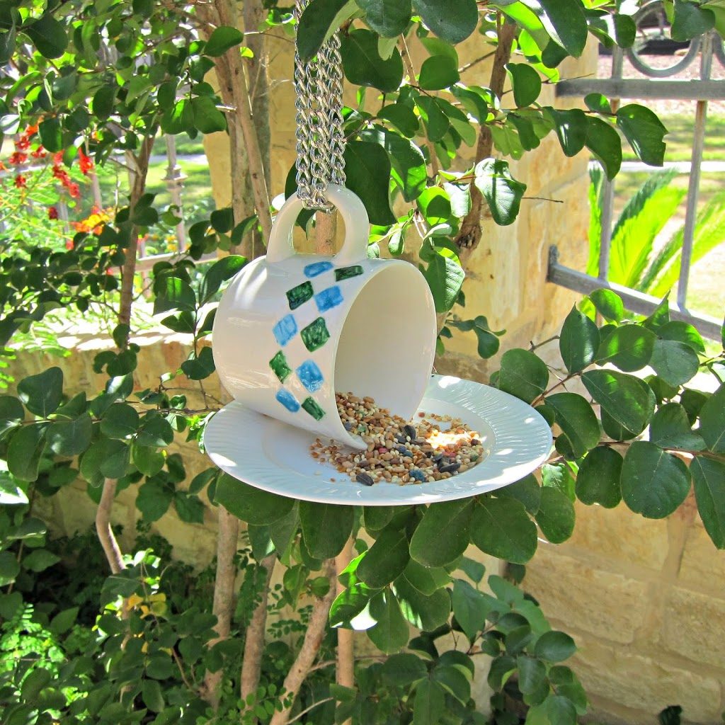Make a Bird Feeder with Cups and Saucers