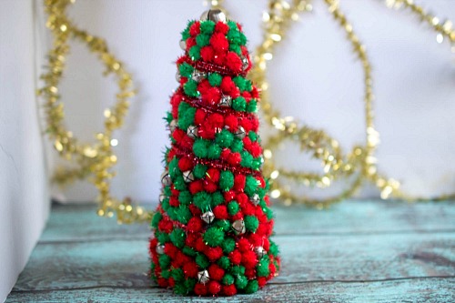 Pom Pom Christmas Tree Centerpiece