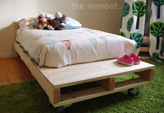 Pallet Toddler Bed