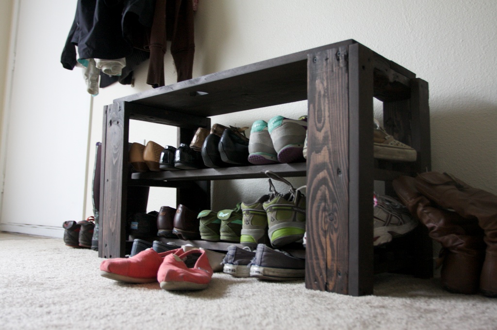 Pallet Shoe Rack Bench