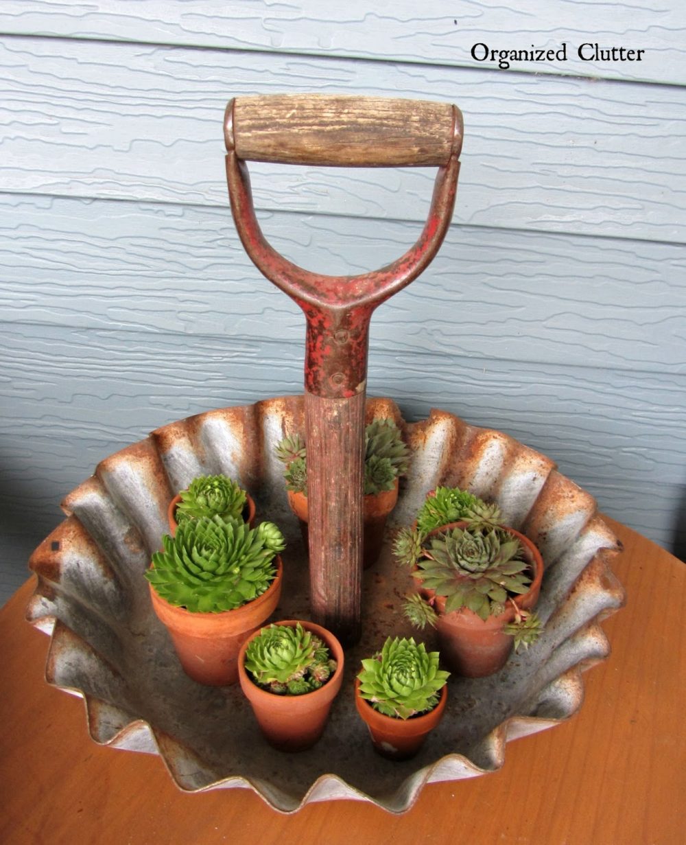 Shovel Handle Display Tray